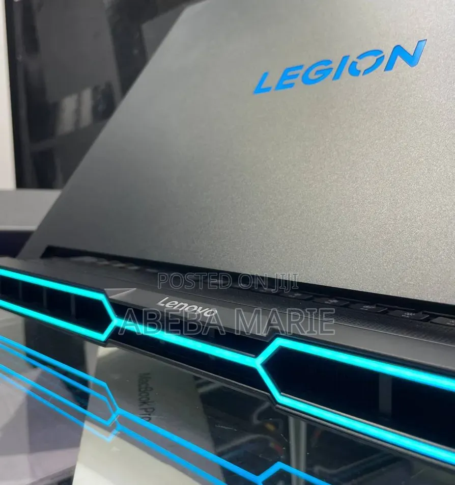 New Laptop Lenovo Legion Pro 7 64GB Intel Core Ultra 9 SSD 2T