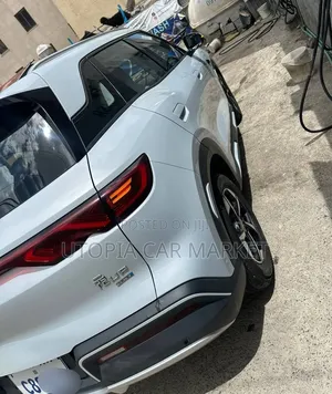 BYD Yuan Up 2025 Gray