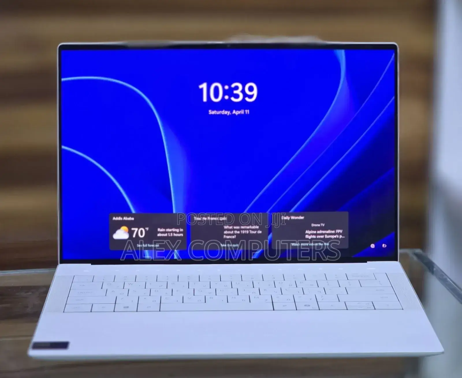 New Laptop Dell XPS 15 32GB Intel Core Ultra 7 SSD 1T