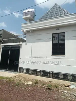 Furnished 8bdrm Villa in Dukem, East Shewa for sale