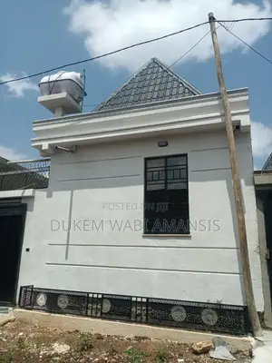 Furnished 8bdrm Villa in Dukem, East Shewa for sale
