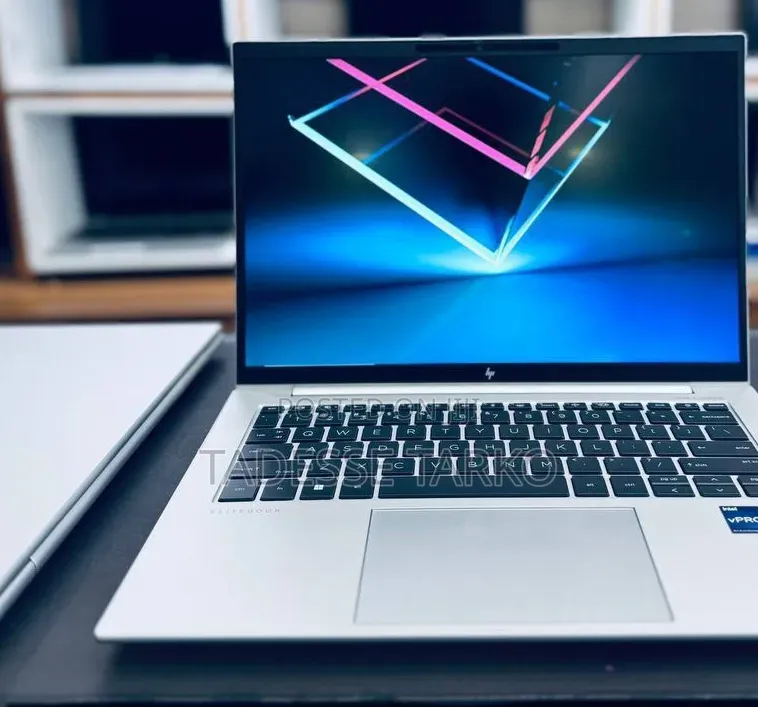New Laptop HP EliteBook 840 G10 16GB Intel Core i7 SSD 512GB