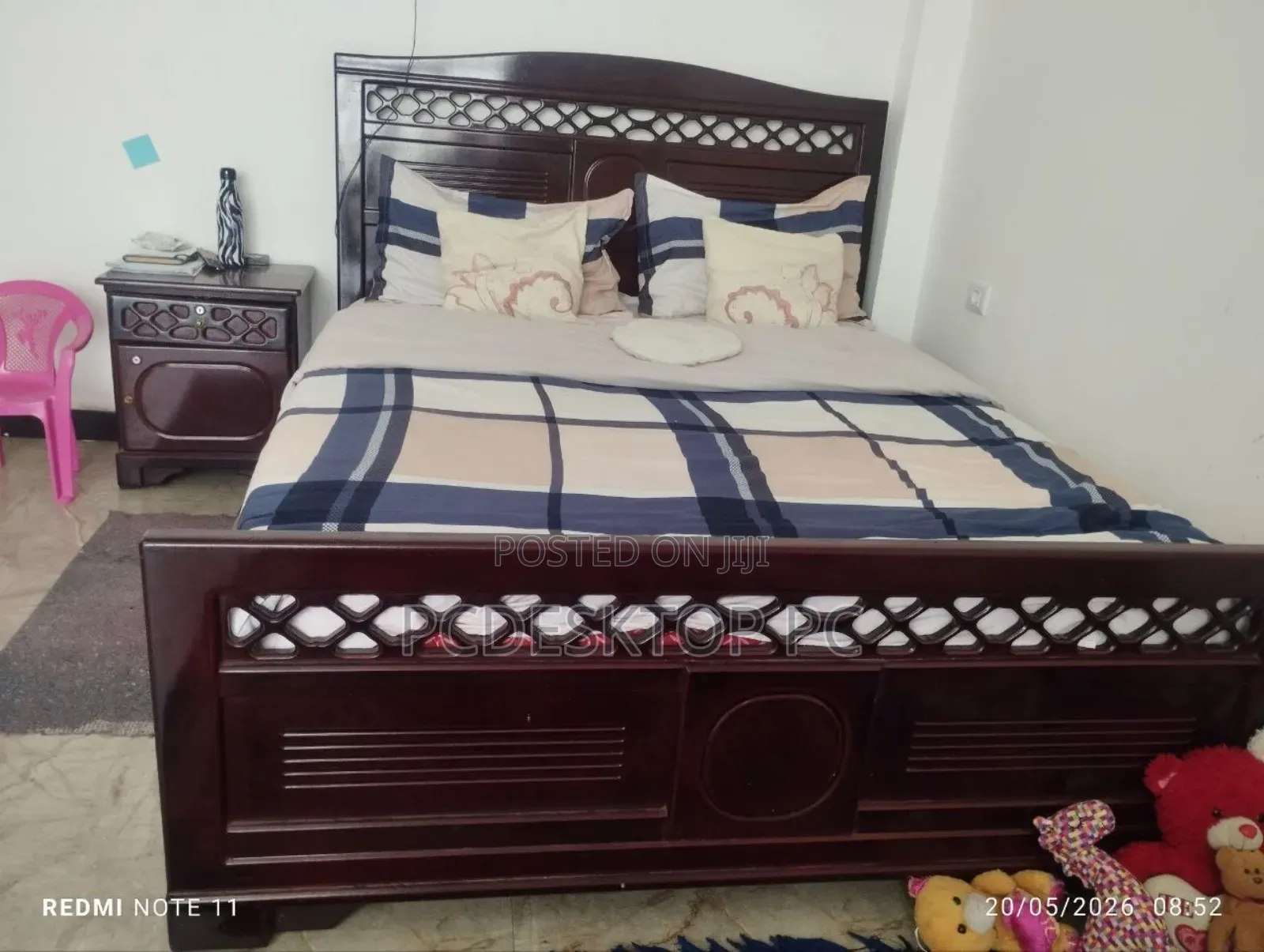 150 አልጋ ከብረት እና ቺፑድጋ