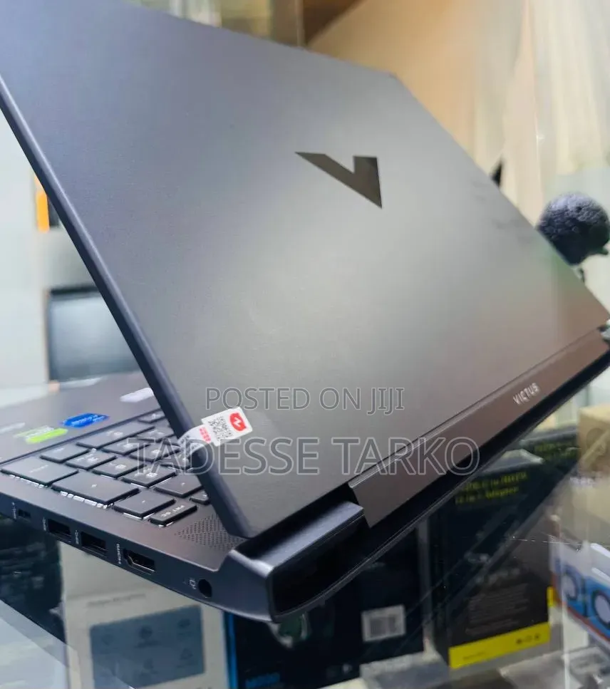 New Laptop HP Victus 16 16GB Intel Core i7 SSD 1T