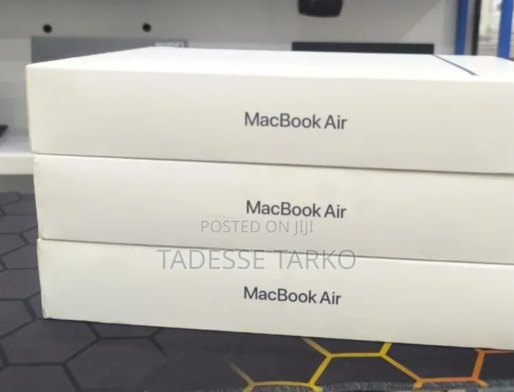 New Laptop Apple MacBook Air 2026 M5 13-inch 16GB Apple M5 SSD 512GB