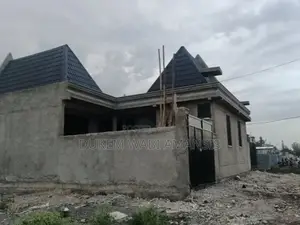 7bdrm Villa in Dukem, East Shewa for sale