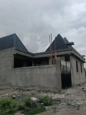 7bdrm Villa in Dukem, East Shewa for sale