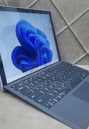 New Laptop Microsoft Surface Pro 7+ 16GB Intel Core i7 SSD 512GB