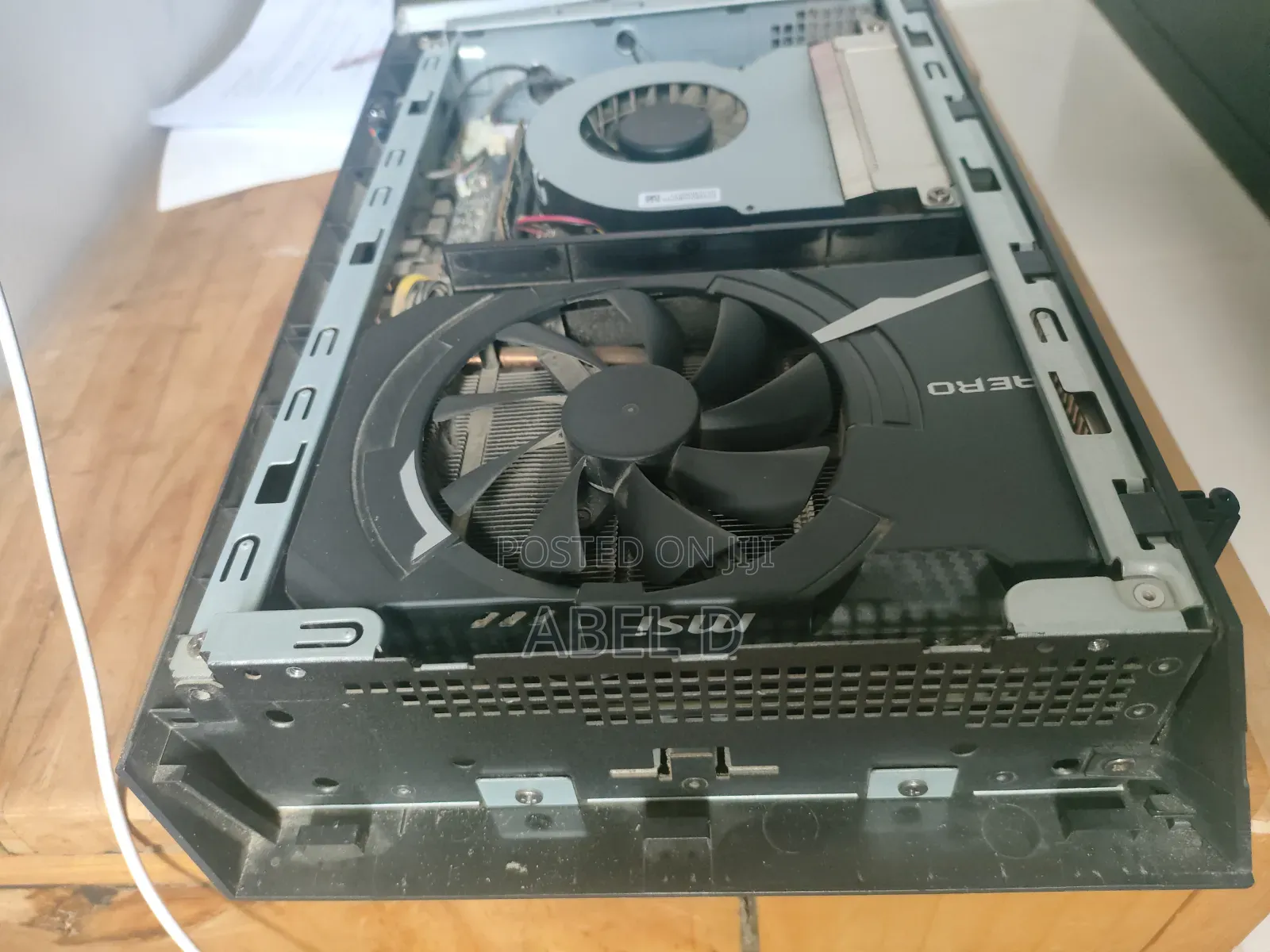 Desktop Computer MSI Trident 3 16GB Intel Core i7 SSD 1T