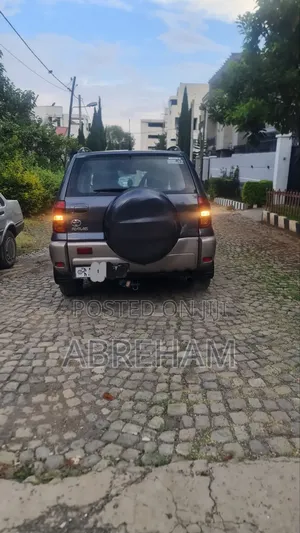 Toyota RAV4 2004