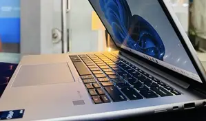 New Laptop HP EliteBook 840 G10 16GB Intel Core i7 SSD 512GB