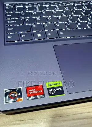 New Laptop Lenovo Legion 5 16GB AMD Ryzen SSD 512GB