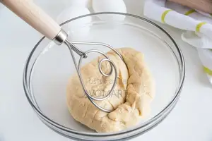 የሊጥ ማቡኪያ እና ማቅጠኛ