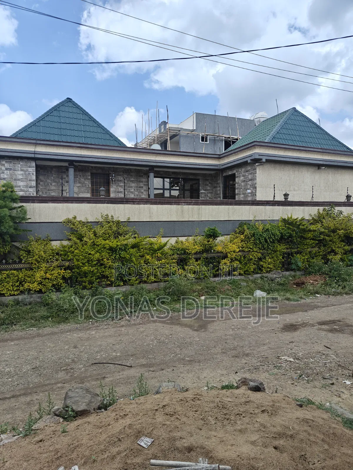 Furnished 8bdrm House in Dukem, East Shewa for sale