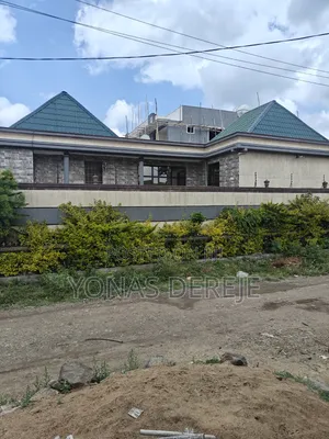 Furnished 8bdrm House in Dukem, East Shewa for sale