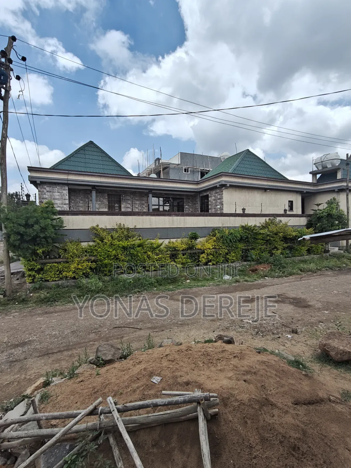 Furnished 8bdrm House in Dukem, East Shewa for sale