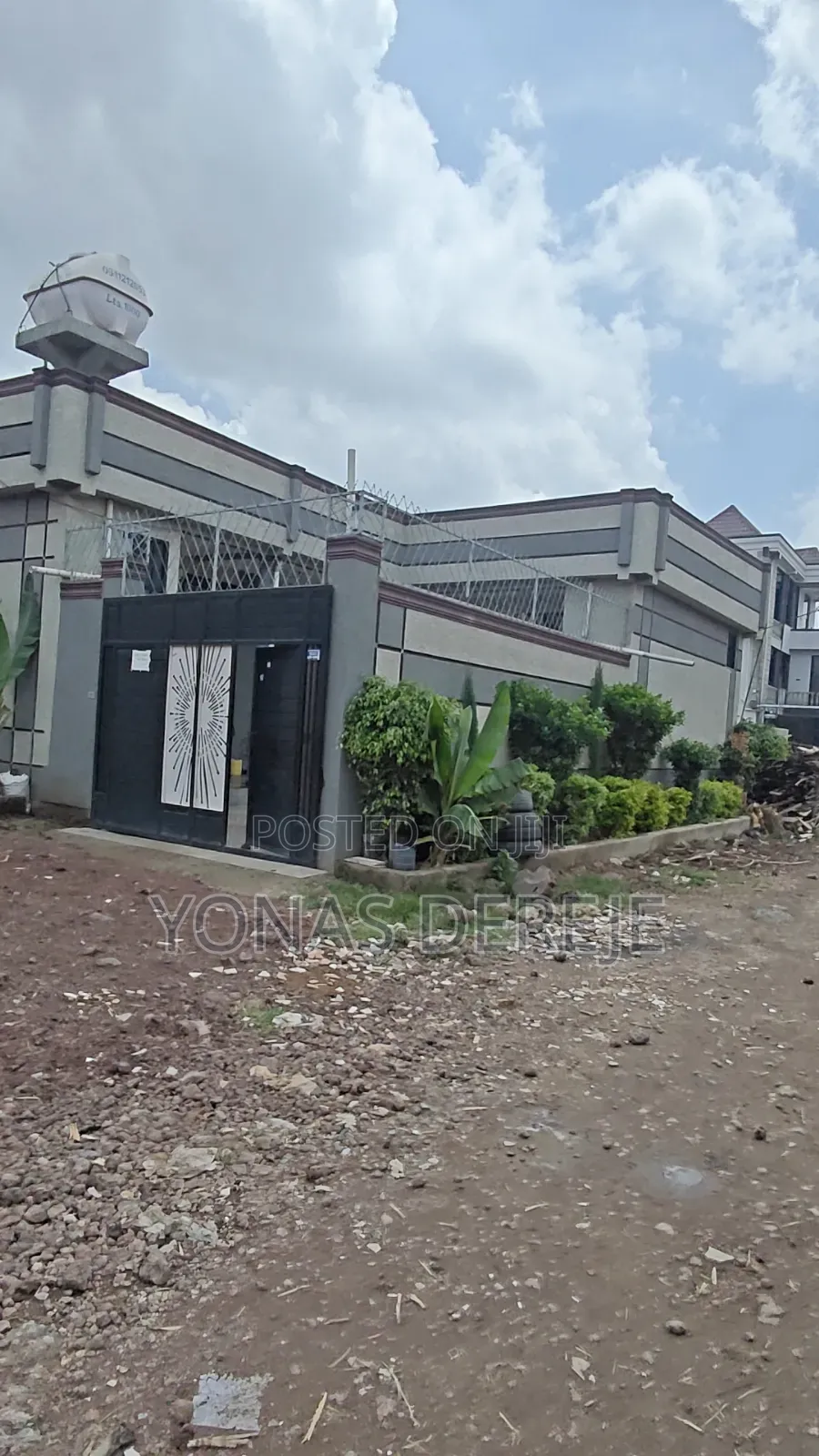 Furnished 5bdrm Villa in Dukem, East Shewa for sale