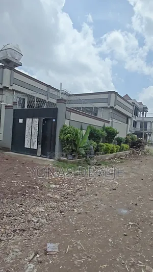 Furnished 5bdrm Villa in Dukem, East Shewa for sale