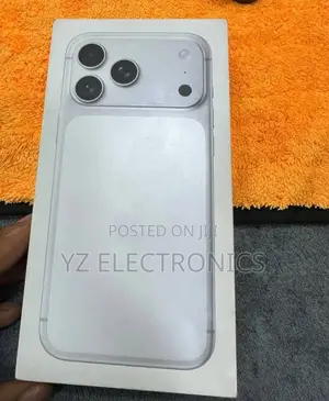 New Apple iPhone 17e 256 GB White