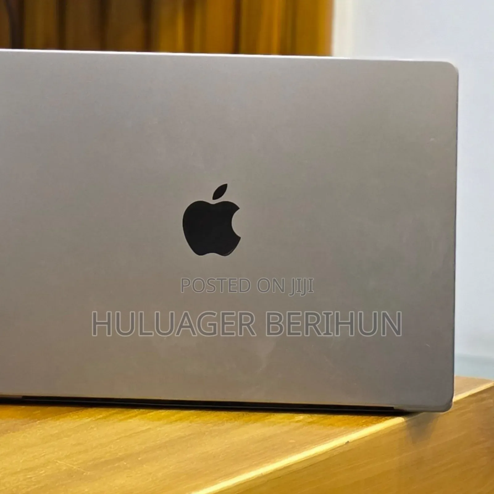 New Laptop Apple MacBook Pro 2020 M1 16GB Apple M1 SSD 512GB
