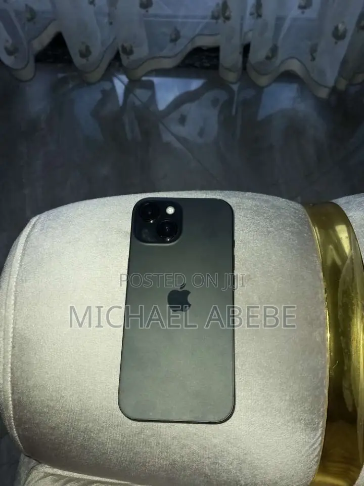 Apple iPhone 15 128 GB Black