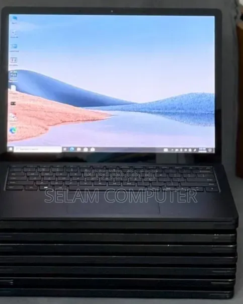 New Laptop Microsoft Surface 16GB Intel Core i7 SSD 512GB