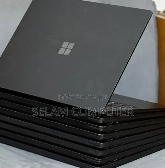 New Laptop Microsoft Surface 16GB Intel Core i7 SSD 512GB