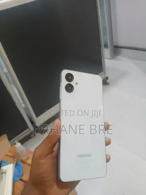 Samsung Galaxy A06 128 GB White