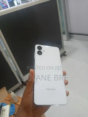 Samsung Galaxy A06 128 GB White