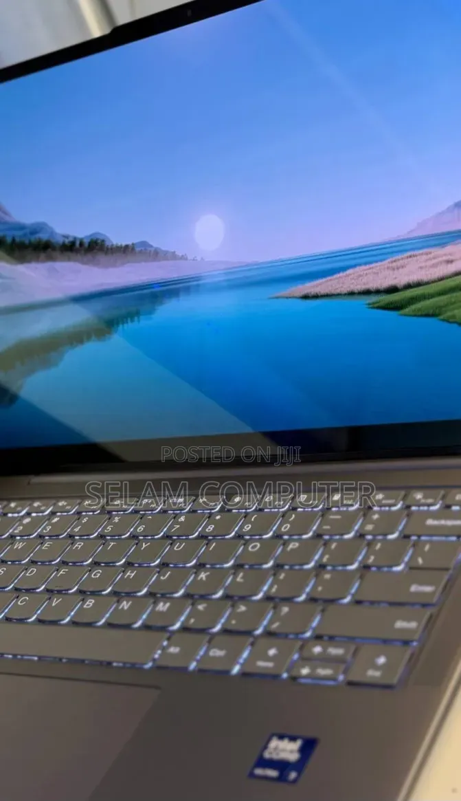 New Laptop Lenovo ThinkPad Yoga 16GB Intel Core Ultra 7 SSD 512GB