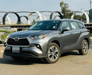 Toyota Highlander Hybrid Limited AWD 2025 Gray