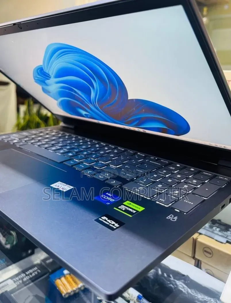 New Laptop HP Victus 16 16GB Intel Core i7 SSD 512GB