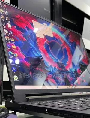 New Laptop Lenovo 100e 16GB Intel Core Ultra 9 SSD 512GB