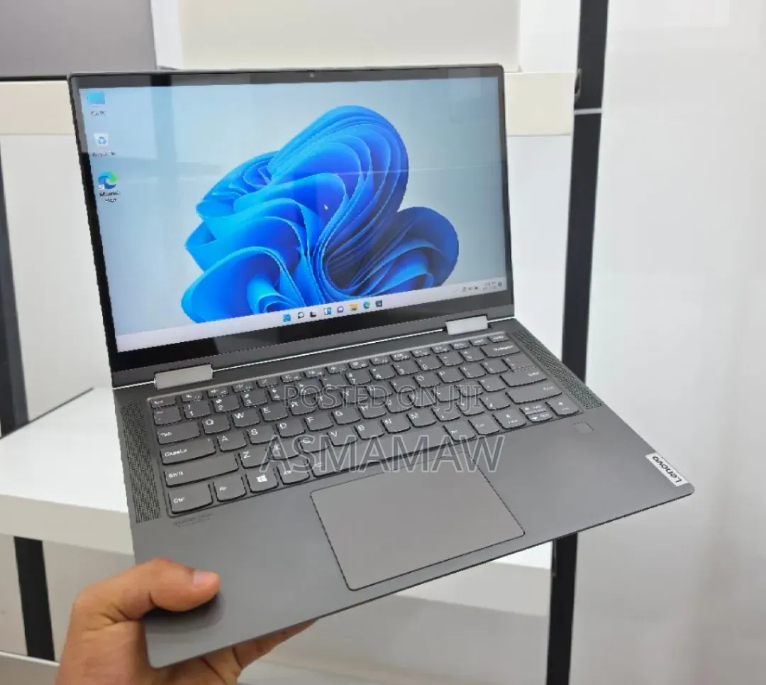New Laptop Lenovo Yoga 330 16GB Intel Core i5 SSD 512GB