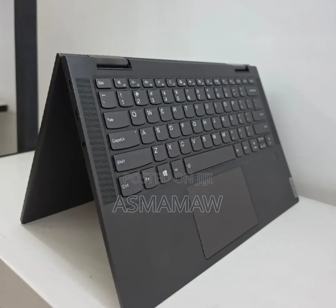 New Laptop Lenovo Yoga 330 16GB Intel Core i5 SSD 512GB