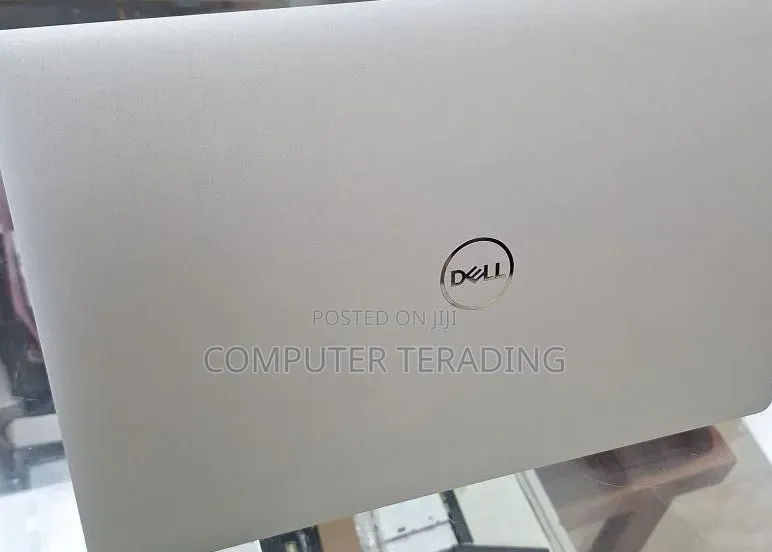 New Laptop Dell XPS 15 16GB Intel Core i7 SSD 512GB