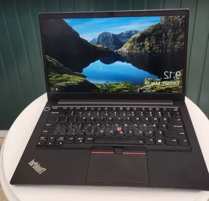 New Laptop Lenovo ThinkPad E15 16GB Intel Core i7 SSD 512GB