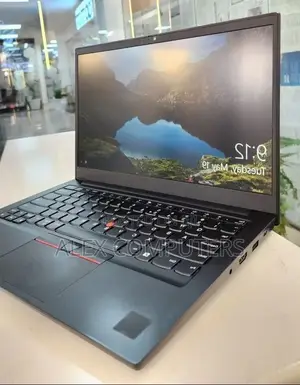 New Laptop Lenovo ThinkPad E15 16GB Intel Core i7 SSD 512GB