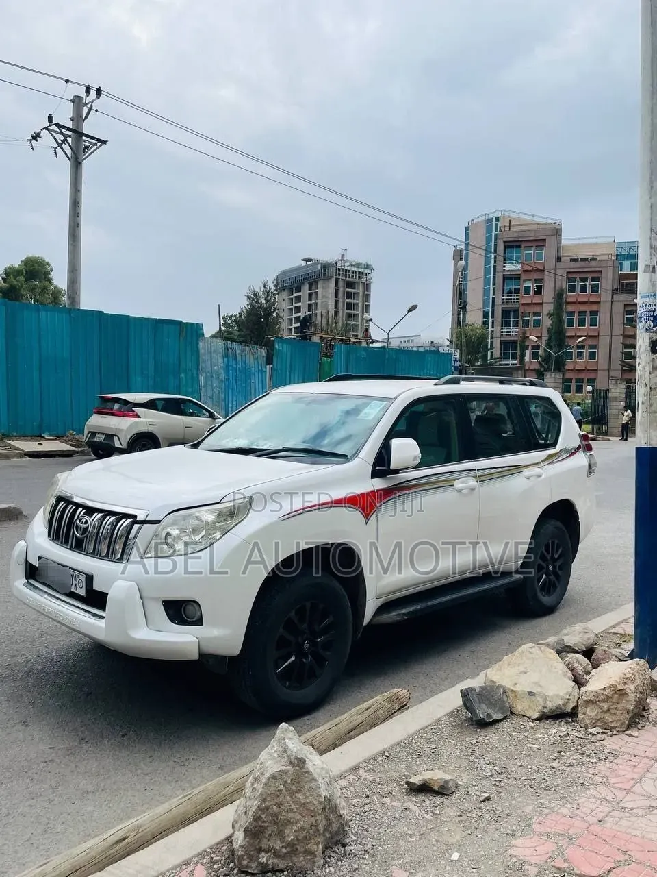 Toyota Land Cruiser Prado 4.0 Petrol GX-L 2013 White