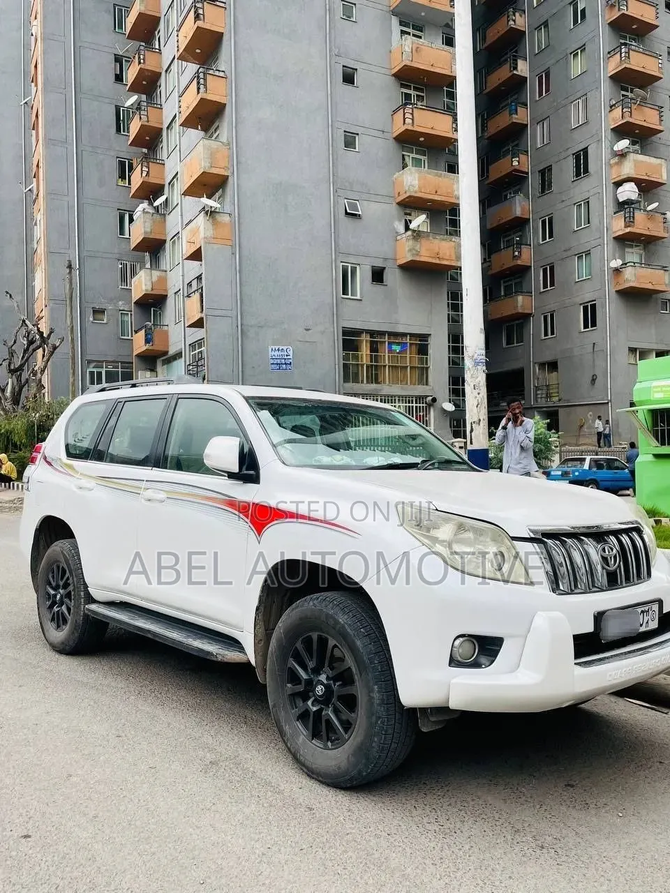 Toyota Land Cruiser Prado 4.0 Petrol GX-L 2013 White