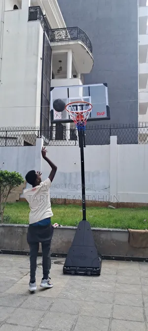Raf Basketball Stand