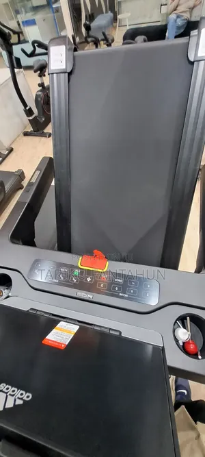Adidas T19i Treadmill