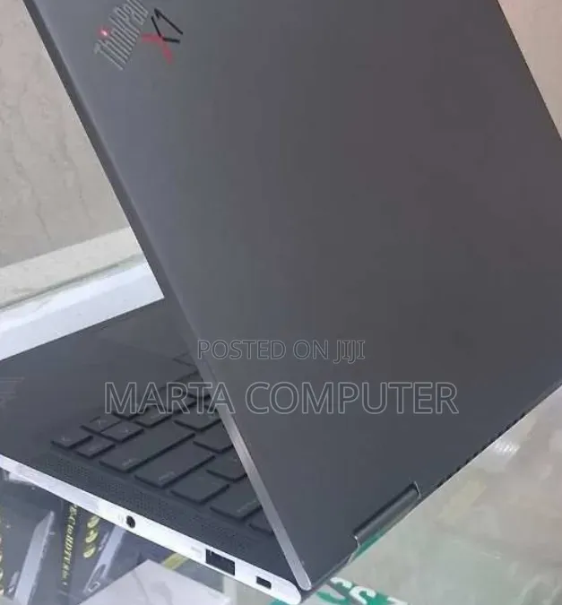 New Laptop Lenovo ThinkPad X1 Yoga 16GB Intel Core i7 SSD 512GB