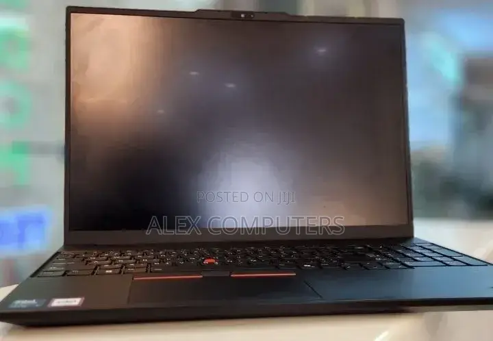 New Laptop Lenovo ThinkPad E16 Gen 3 16GB Intel Core i7 SSD 512GB