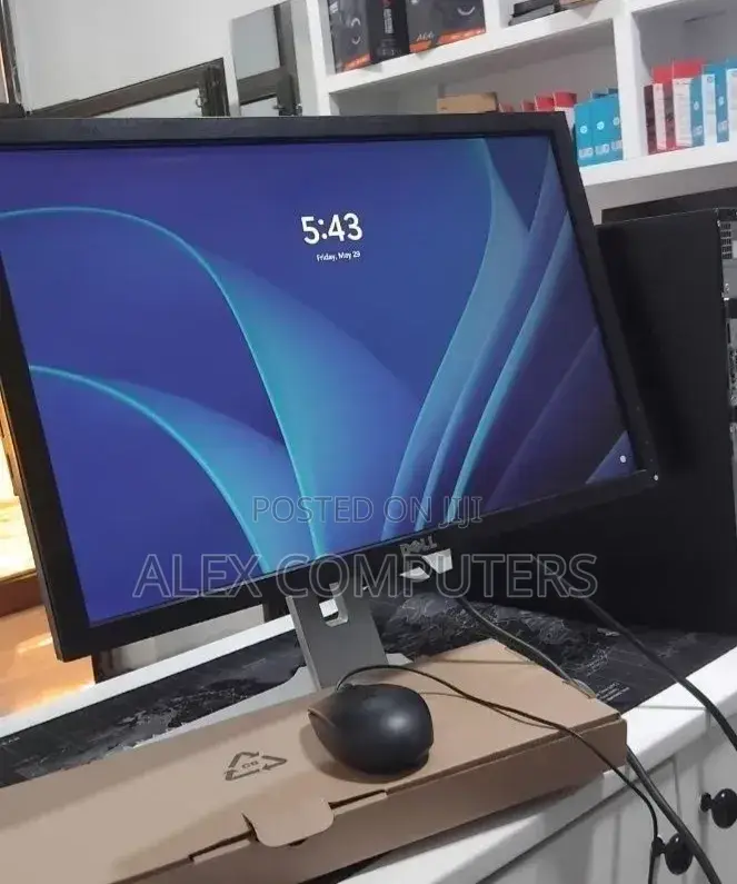 New Desktop Computer Dell Optiplex 7090 8GB Intel Core i7 HDD 1T