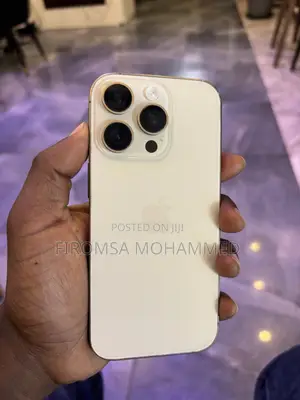 New Apple iPhone 16 Pro 256 GB Gold
