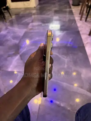 New Apple iPhone 16 Pro 256 GB Gold