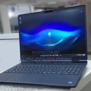 New Laptop Alienware X16 32GB Intel Core Ultra 9 SSD 1T