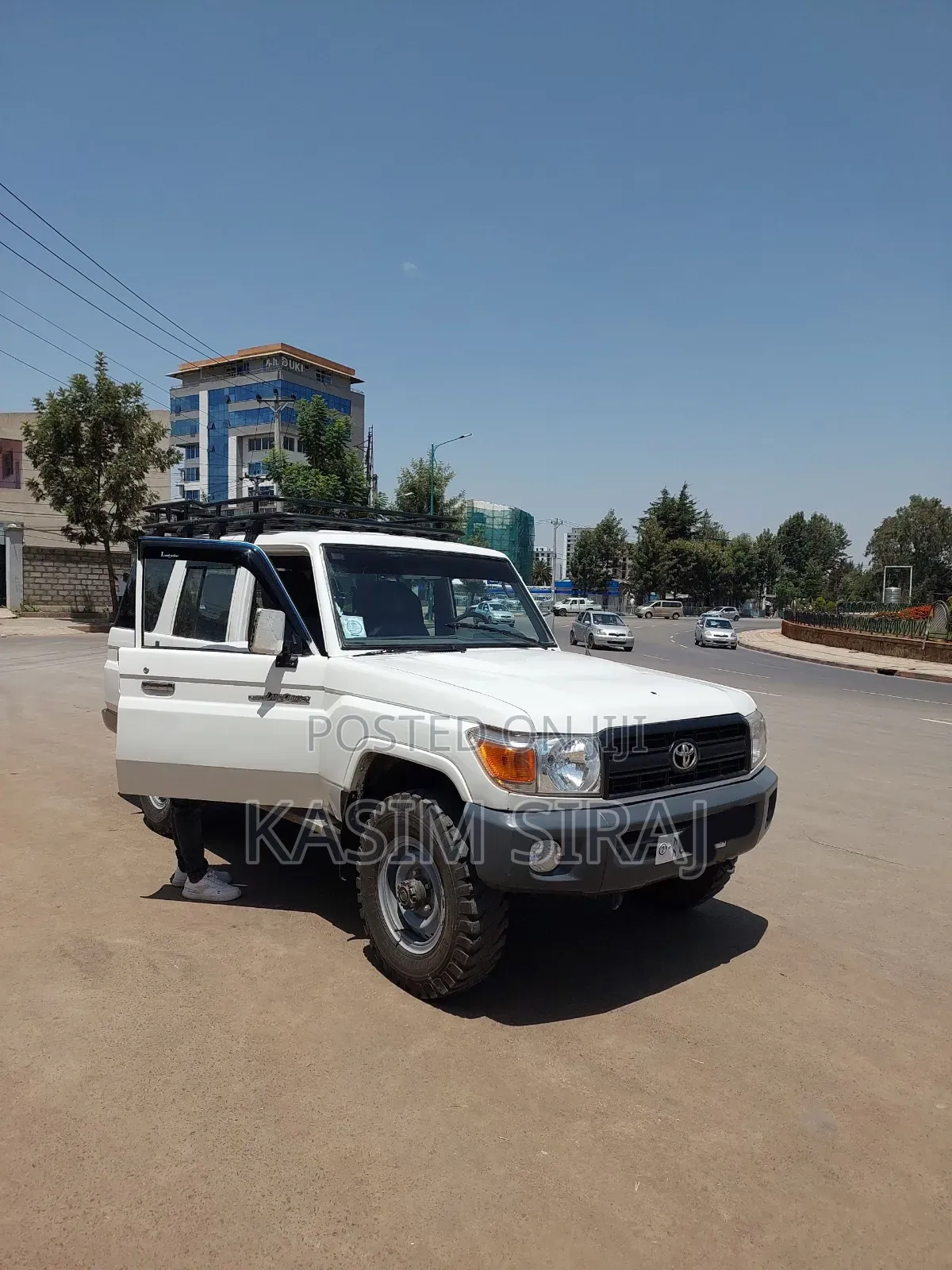 Toyota Land Cruiser 4.5 V8 TD STD 2009 White