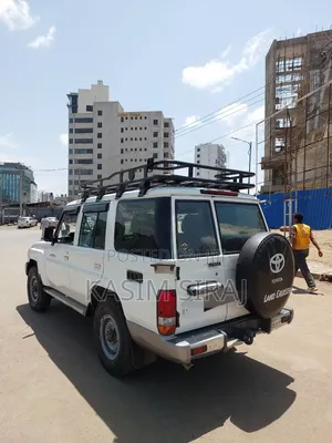 Toyota Land Cruiser 4.5 V8 TD STD 2009 White